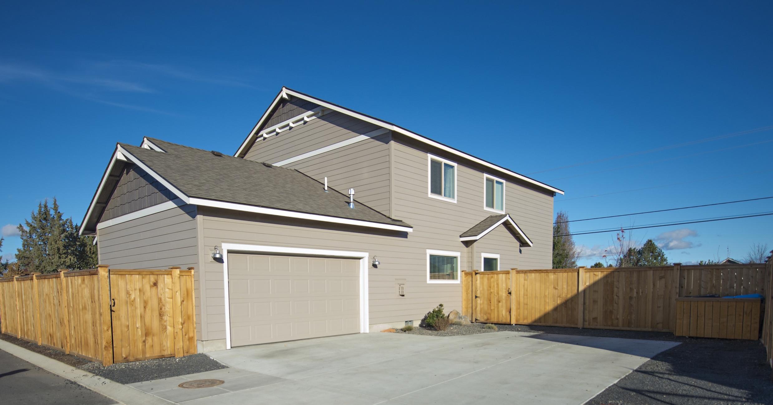 1315 Southwest 23rd Street Redmond, OR 97756 - Photo 19 of 20 Rear Load, Alley garage with RV parking