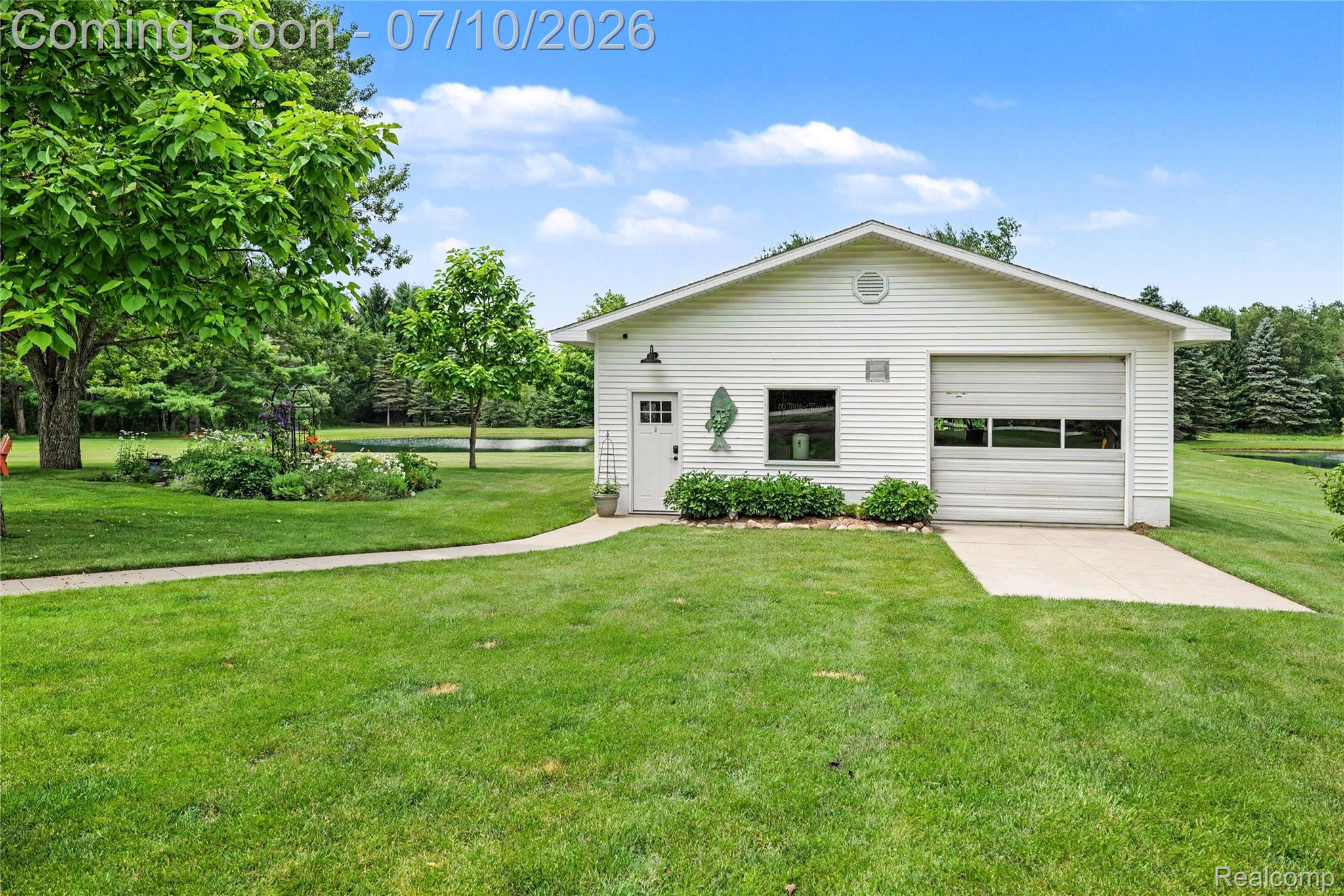 2180 Hurst Road St. Clair, MI 48079 - Photo 35 of 39 036_file_8039.jpg