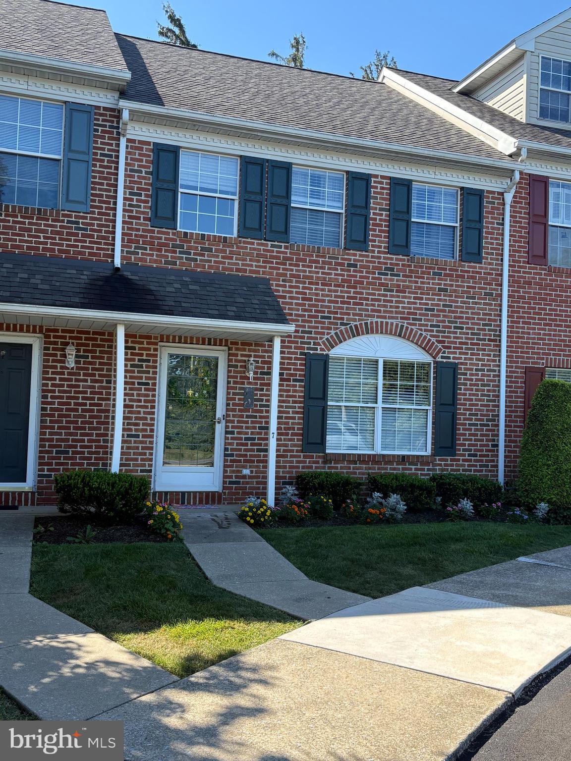 7 Becket Court Reading, PA 19607 - Photo 1 of 10 Gallery Image 1