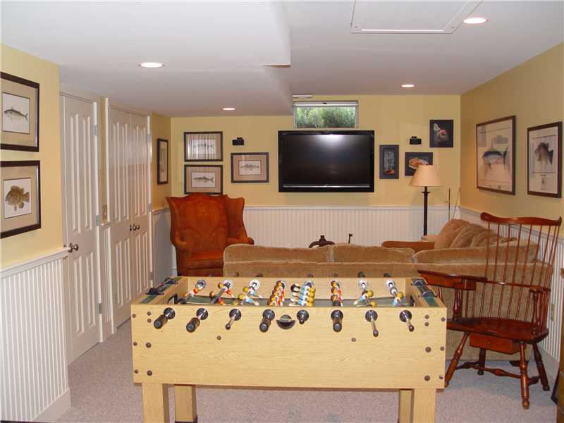 1 Meadow Lane Jamestown, RI 02835 - Photo 23 of 25 Other.