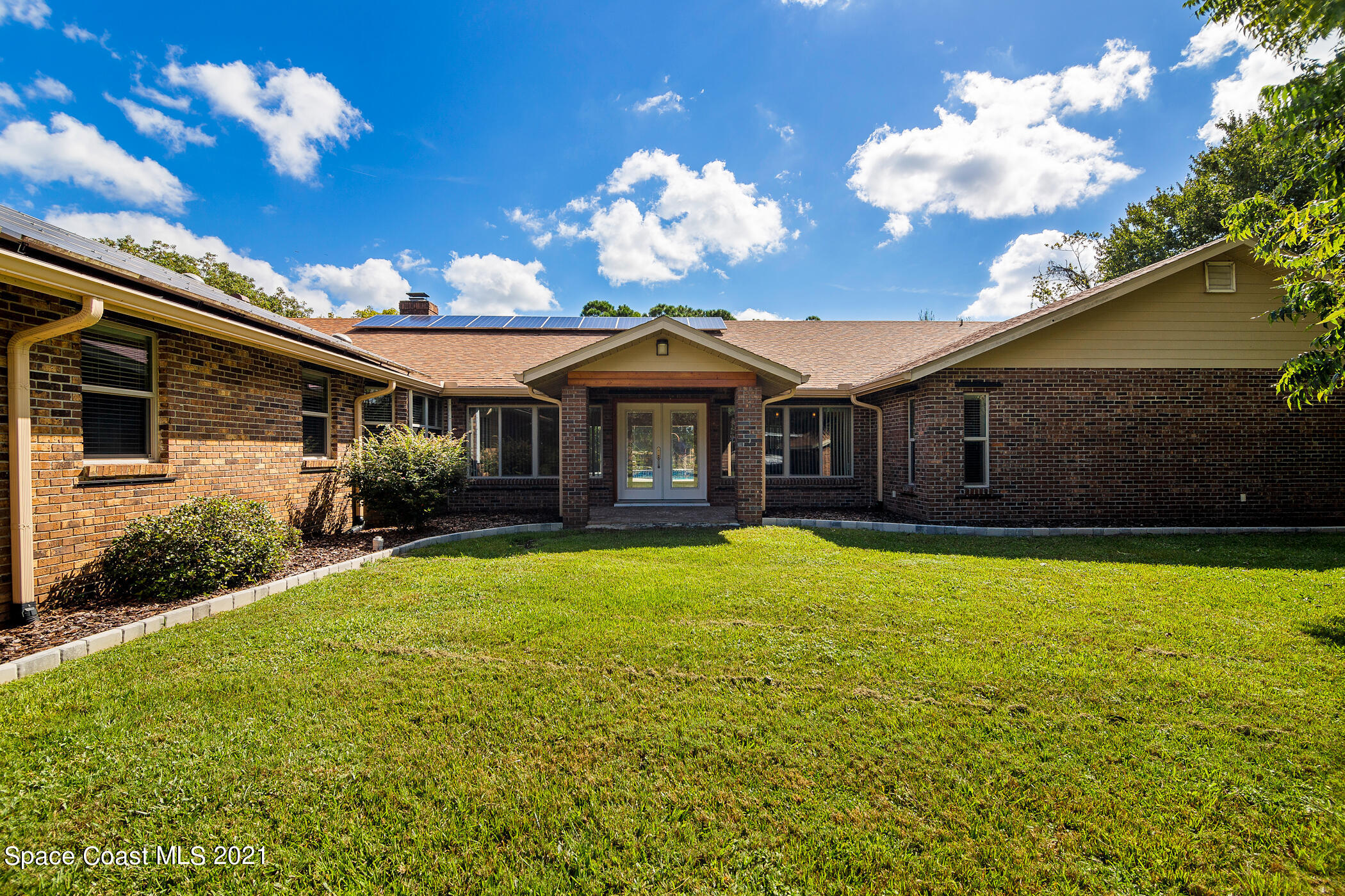 1390 Friday Road Cocoa, FL 32926 - Photo 3 of 69 Welcome!