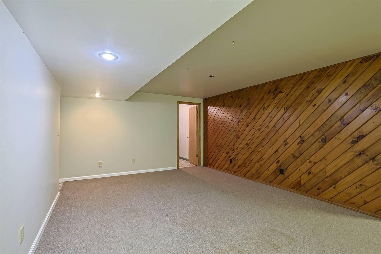 2776 Longbranch Road Union, KY 41091 - Photo 26 of 37 035-Lower-Level-Family-Room-3