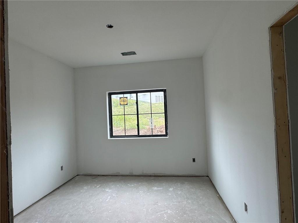 1970 Harvest Road Liberty, MO 64068 - Photo 13 of 13 Gallery Image 13