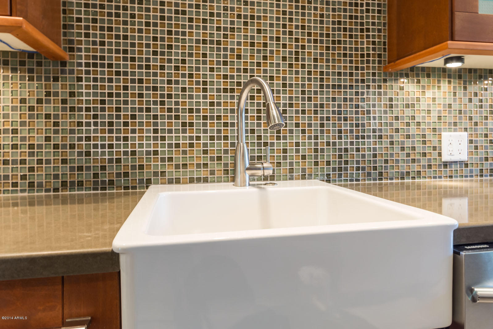 140 East Royal Palm Road Phoenix, AZ 85020 - Photo 16 of 32 140-E-Royal-Palm-Rd-Proofs--20