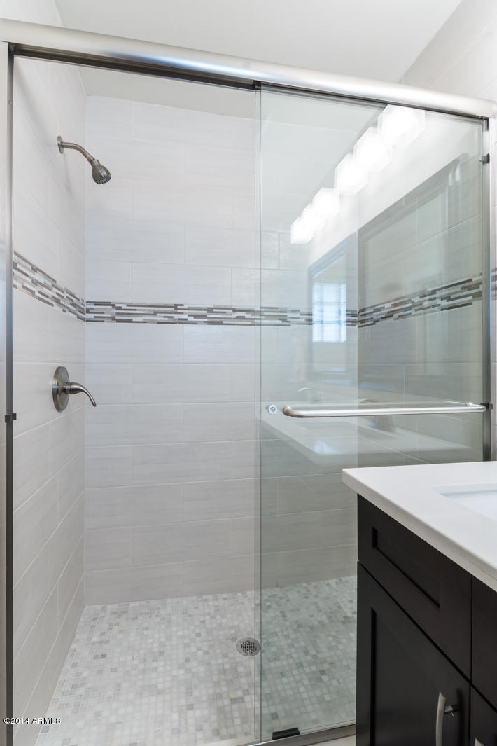 140 East Royal Palm Road Phoenix, AZ 85020 - Photo 25 of 32 140-E-Royal-Palm-Rd-Proofs--30