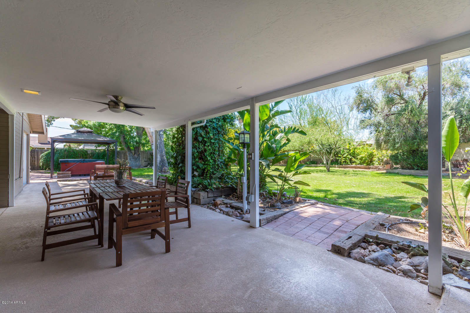 140 East Royal Palm Road Phoenix, AZ 85020 - Photo 29 of 32 140-E-Royal-Palm-Rd-Proofs--37