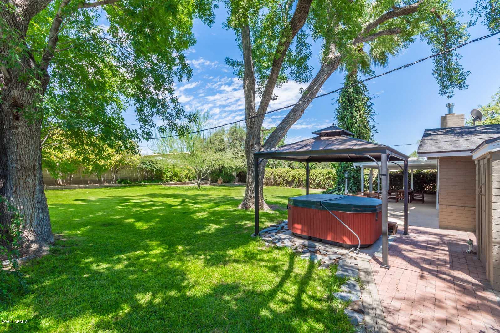 140 East Royal Palm Road Phoenix, AZ 85020 - Photo 30 of 32 140-E-Royal-Palm-Rd-Proofs--38
