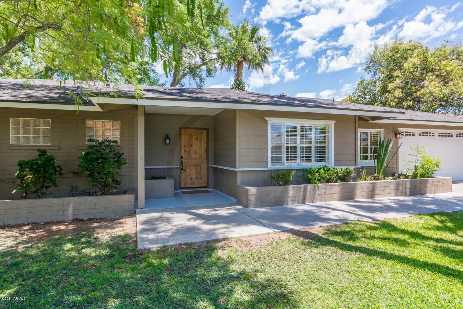 140 East Royal Palm Road Phoenix, AZ 85020 - Photo 3 of 32 140-E-Royal-Palm-Rd-Proofs--6