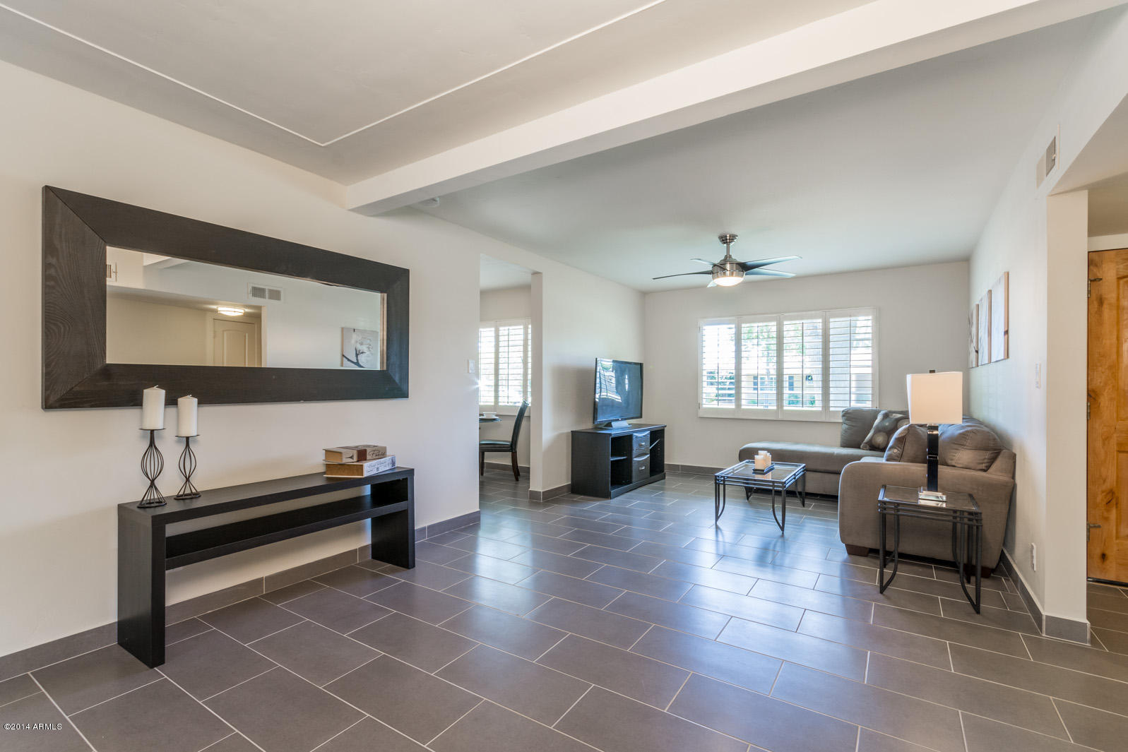 140 East Royal Palm Road Phoenix, AZ 85020 - Photo 4 of 32 140-E-Royal-Palm-Rd-Proofs--7