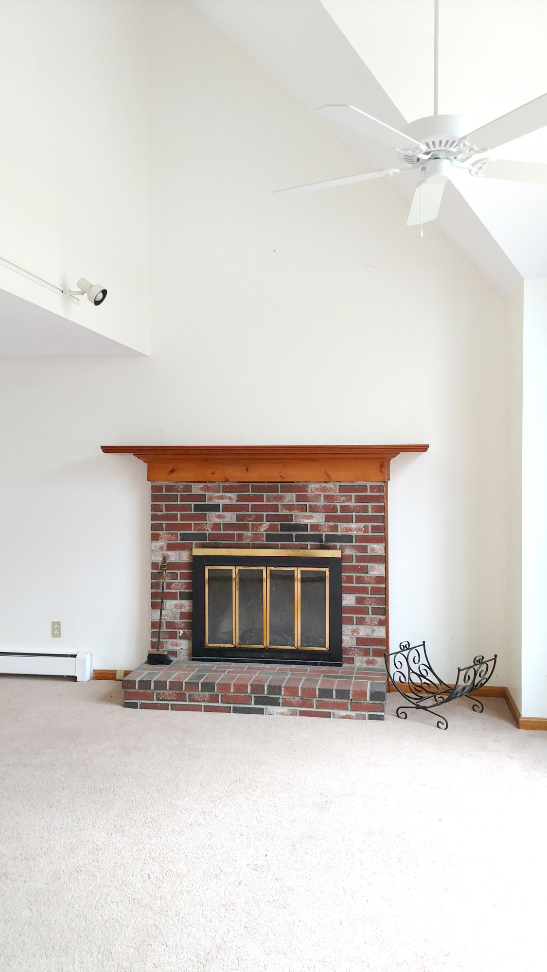 287 Hooppole Road Mashpee, MA 02649 - Photo 8 of 34 Fireplace
