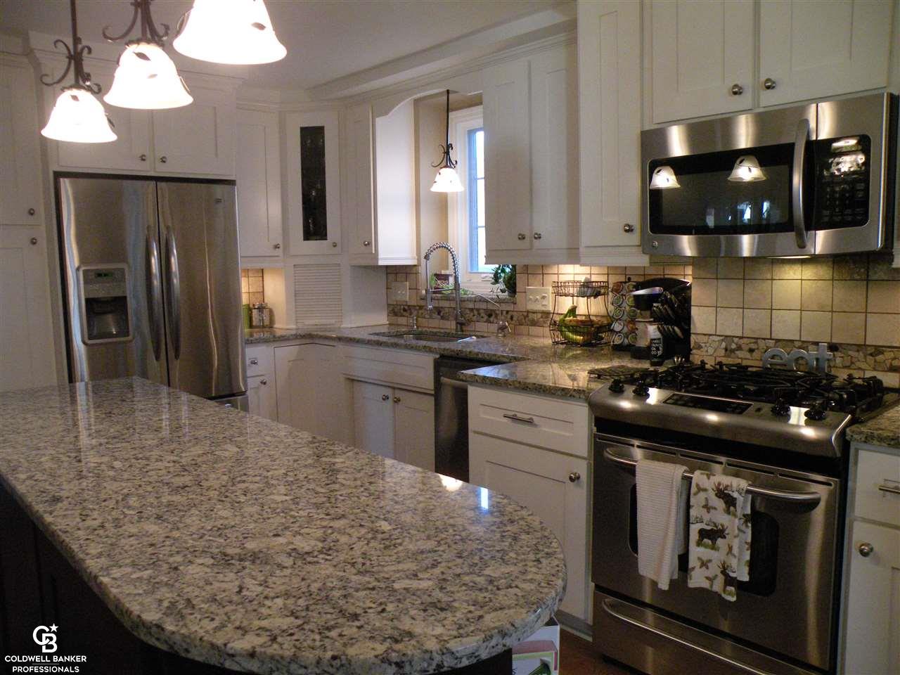 80000 McFadden Road Armada, MI 48005 - Photo 7 of 31 Island