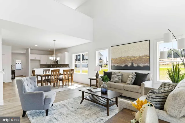 $464,900 | 651 Brittany Drive, Mechanicsburg, PA 17055