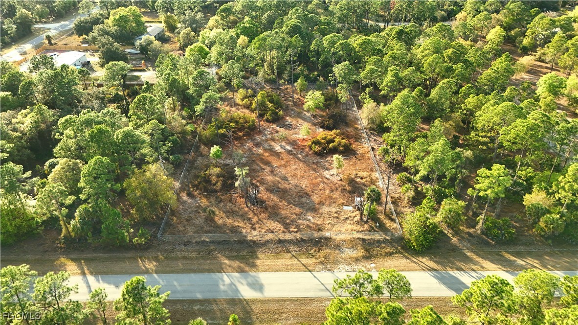 660 South Quebrada Street Clewiston, FL 33440 - Photo 5 of 8 a view of yard with green space