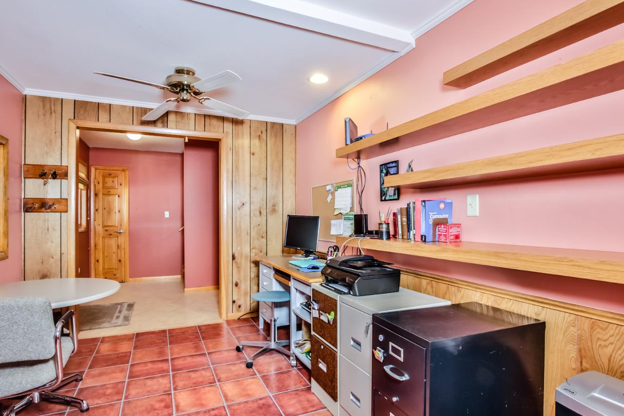 10989 Hahn Road Minocqua, WI 54548 - Photo 9 of 47 Gallery Image 9