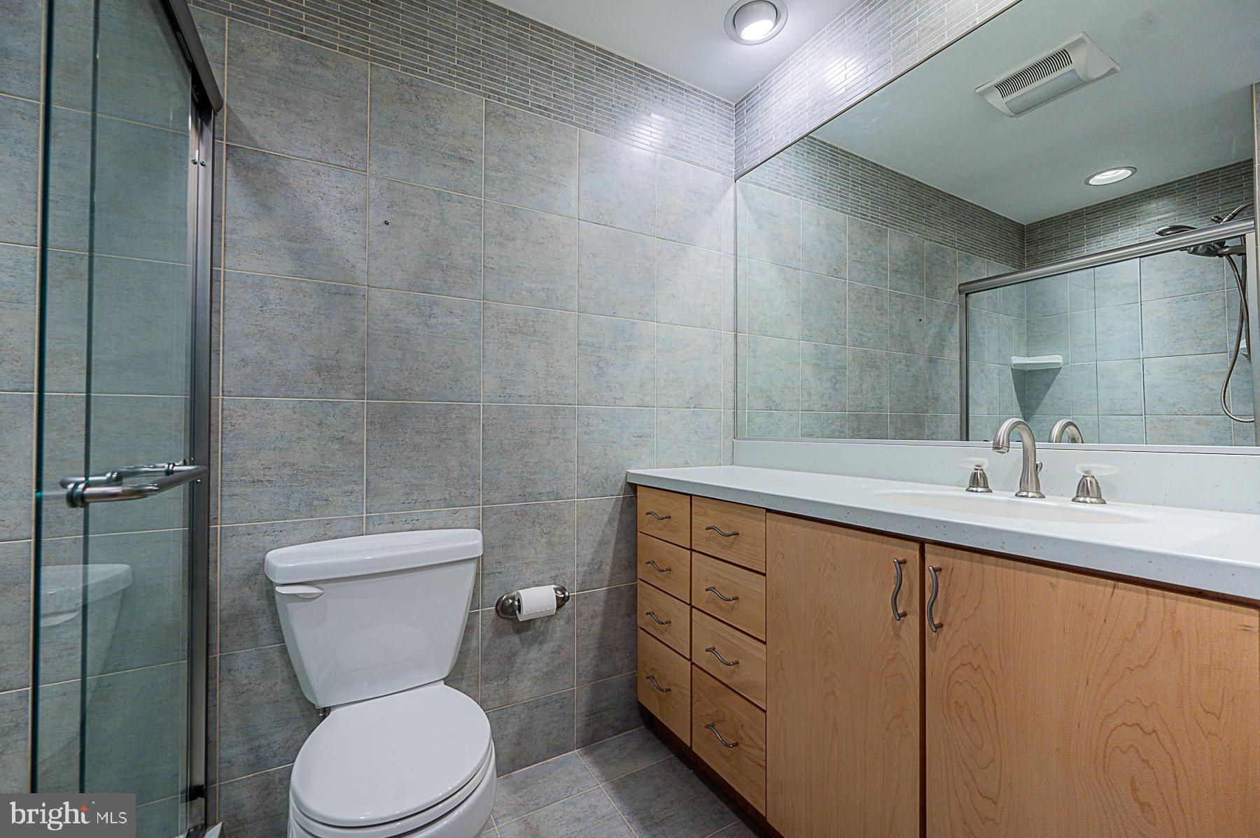 6129 Stevens Forest Road Columbia, MD 21045 - Photo 23 of 34 Full Bathroom