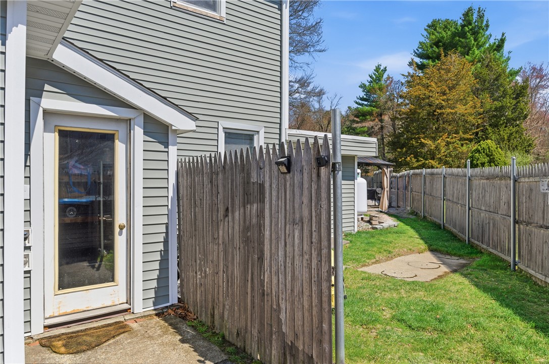 48 Overlea Road North Smithfield, RI 02896 - Photo 35 of 38
