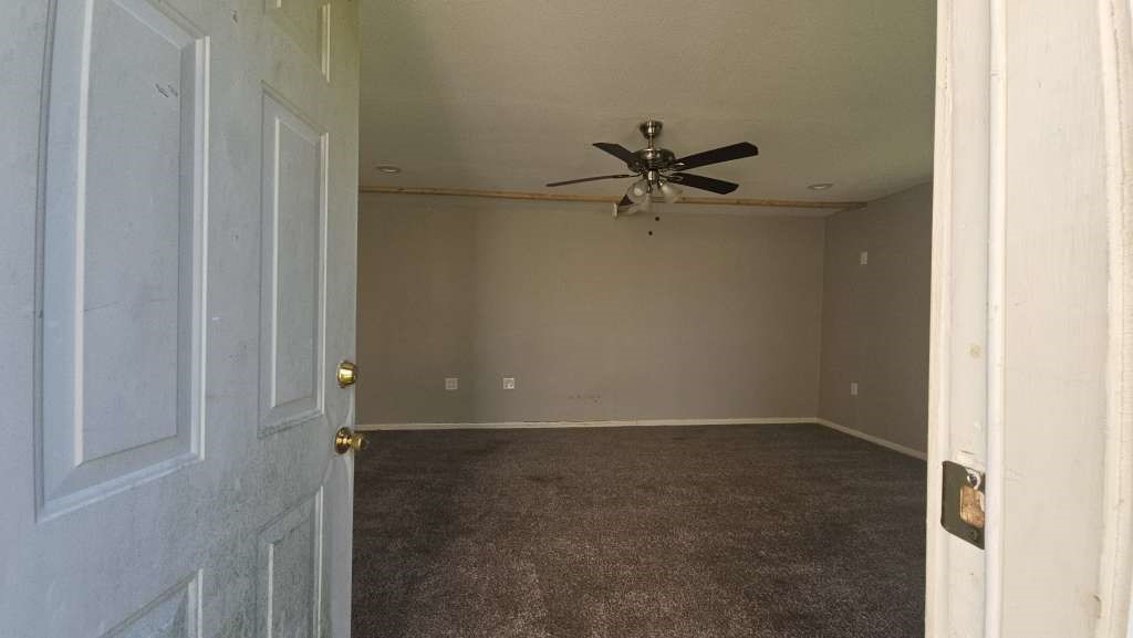 1219 Pilot Point Drive Houston, TX 77038 - Photo 3 of 11