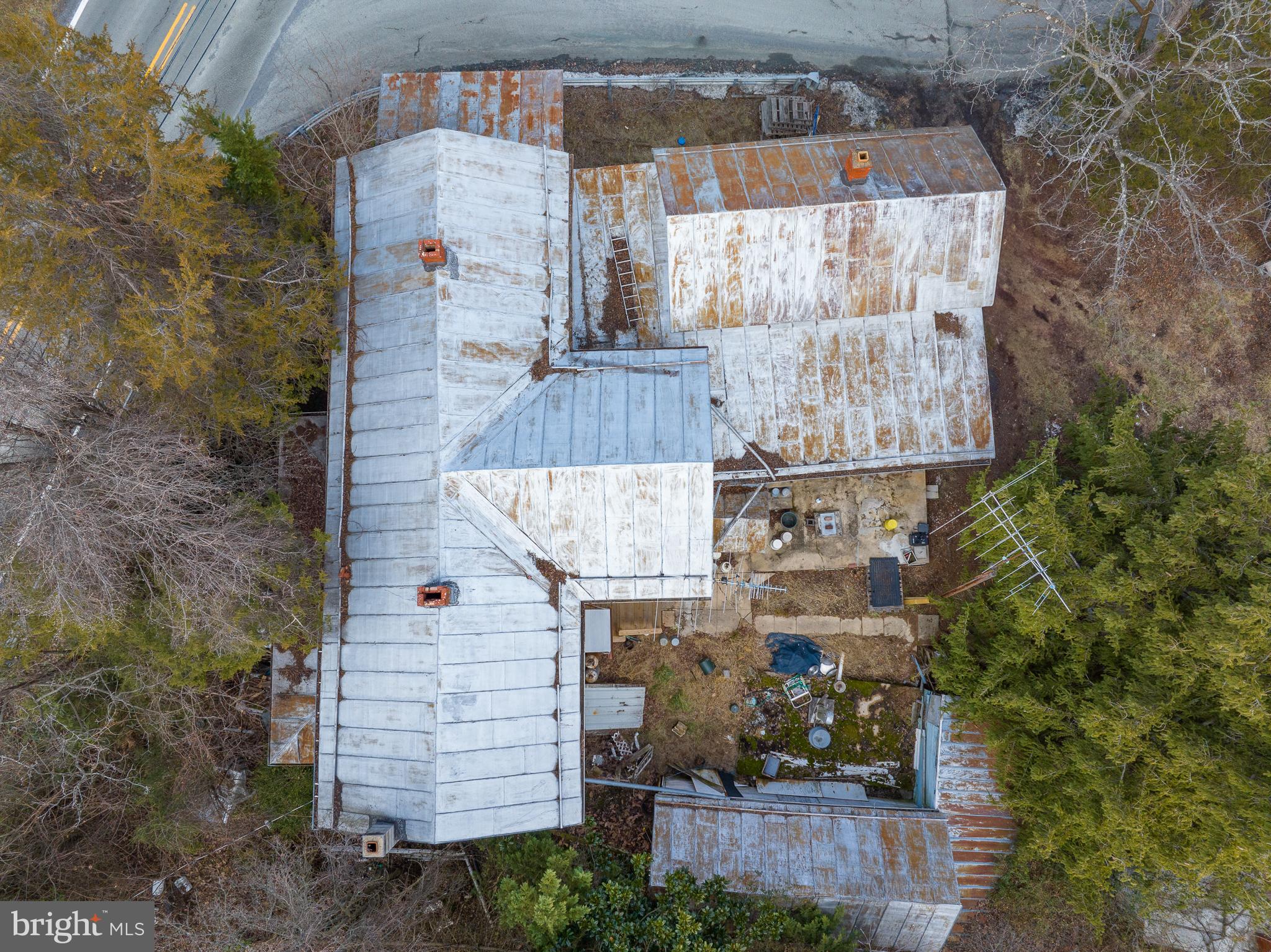 12 Conicville Road Mount Jackson, VA 22842 - Photo 4 of 14 a view of outdoor seating area