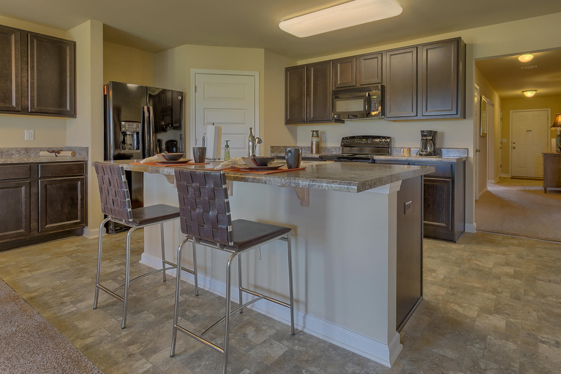 929 Merganser Way Crestview, FL 32539 - Photo 2 of 20 Cali Kitchen