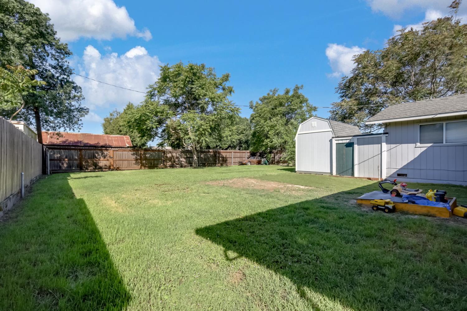 2130 Palm Street Sutter, CA 95982 - Photo 23 of 27 a front view of house with yard