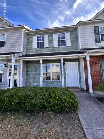 $1,225 | 202 Streamwood Drive, Jacksonville, NC 28546