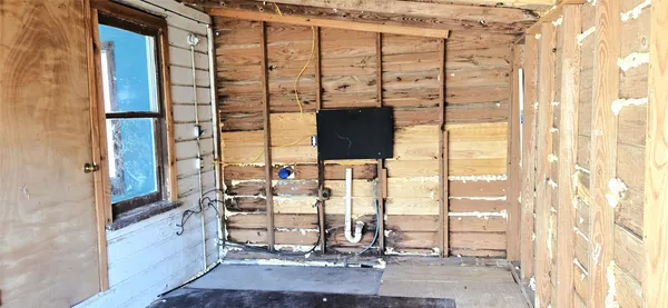 a view of workspace with windows