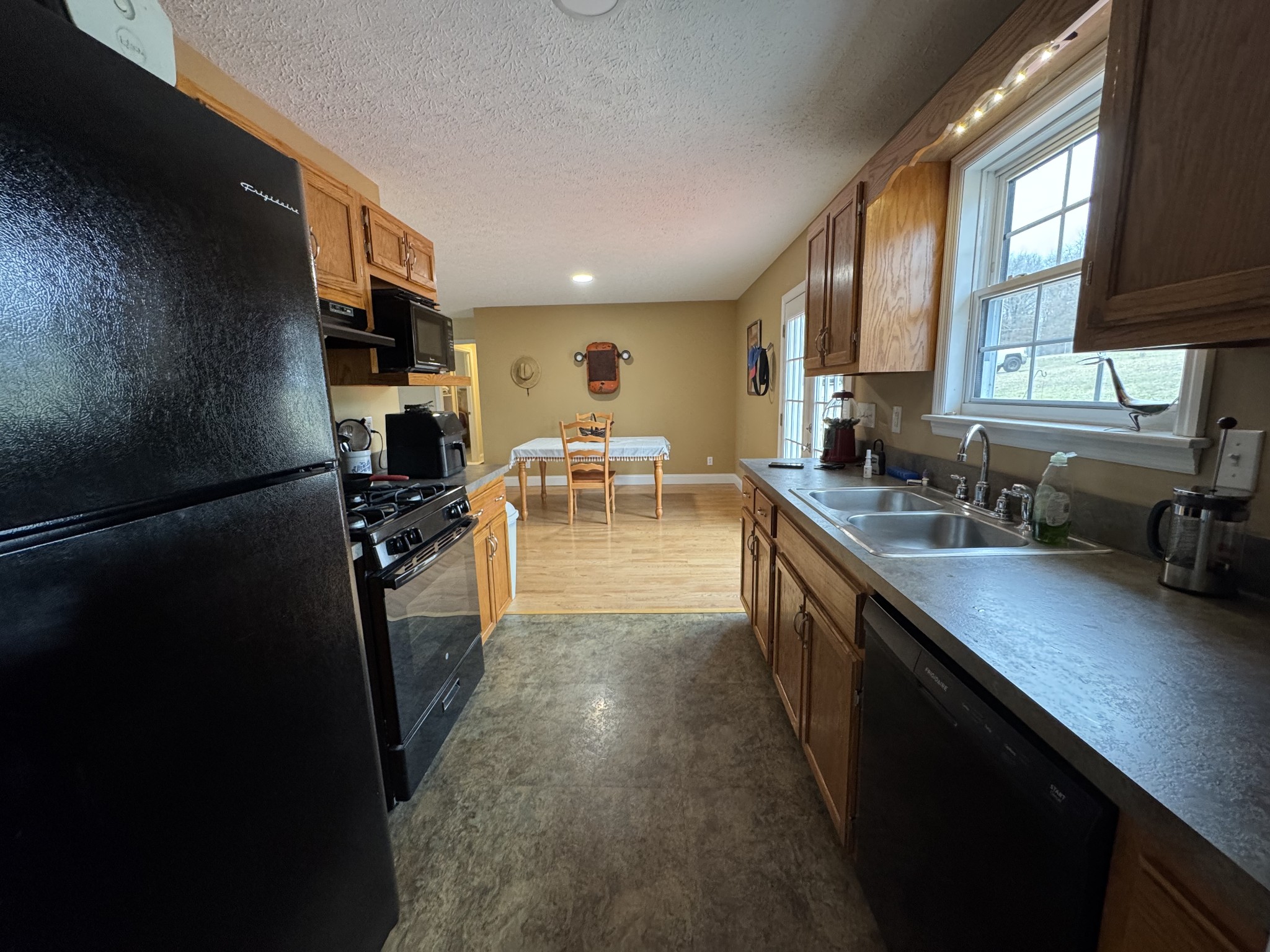 3691 Armstrong Road Springfield, TN 37172 - Photo 9 of 17