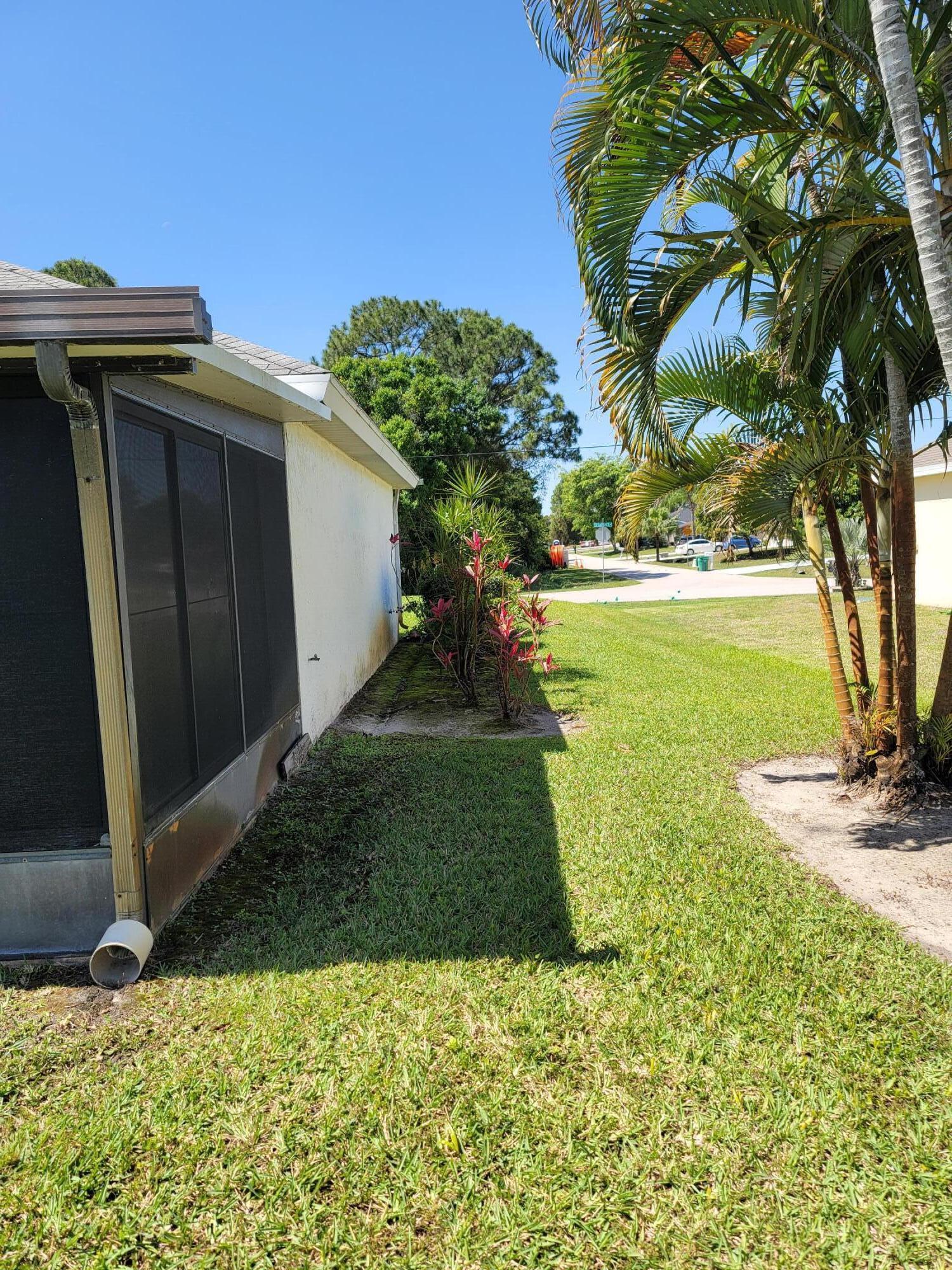 1973 Southwest Castinet Lane Port St. Lucie, FL 34953 - Photo 4 of 7 20220326_121602