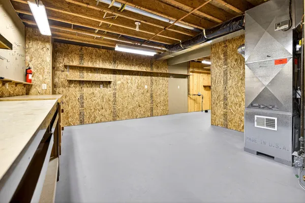 $399,900 | 4745 Westbrook Court, Appleton, WI 54913