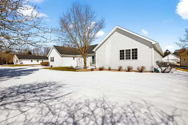 $399,900 | 4745 Westbrook Court, Appleton, WI 54913