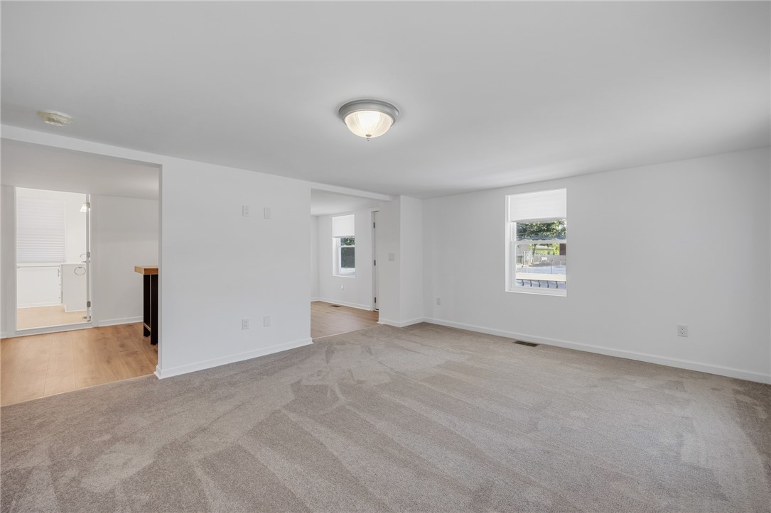 9360 West Ridge Road Clarkson, NY 14420 - Photo 11 of 34 Living room