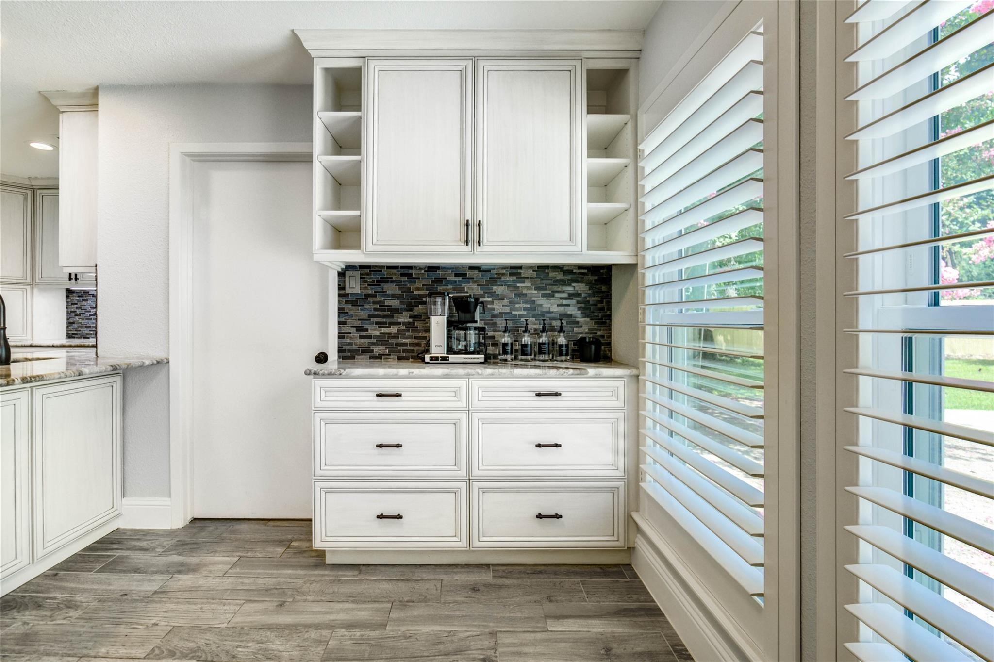 1904 Nursery Road The Woodlands, TX 77380 - Photo 14 of 43 Coffee/breakfast area overlooking the spacious backyard.