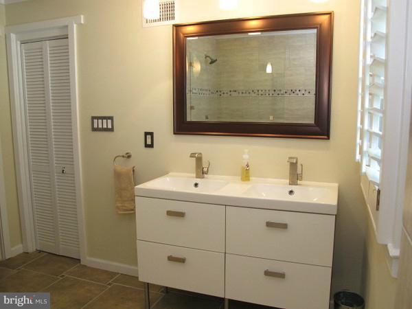 1911 Griffith Road Falls Church, VA 22043 - Photo 5 of 17 Master Bath 2