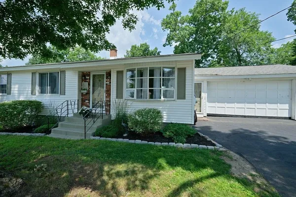 $525,000 | 148 Brunelle Avenue, Manchester, NH 03103