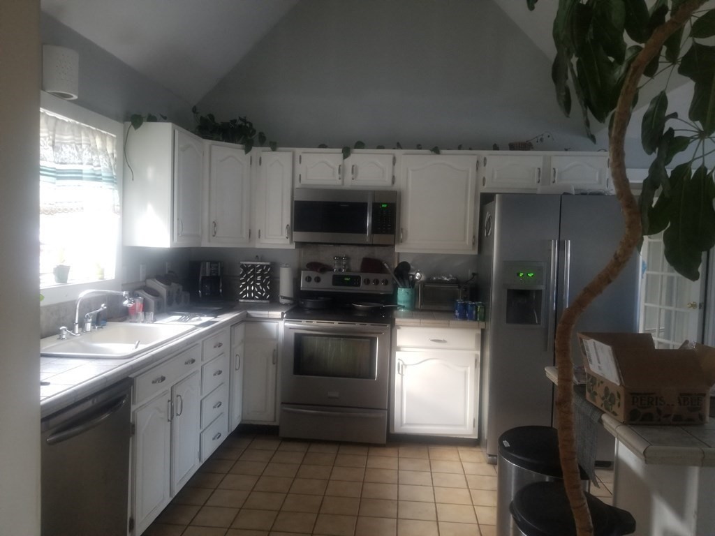360 Main Street Rutland, MA 01543 - Photo 6 of 8 Gallery Image 6