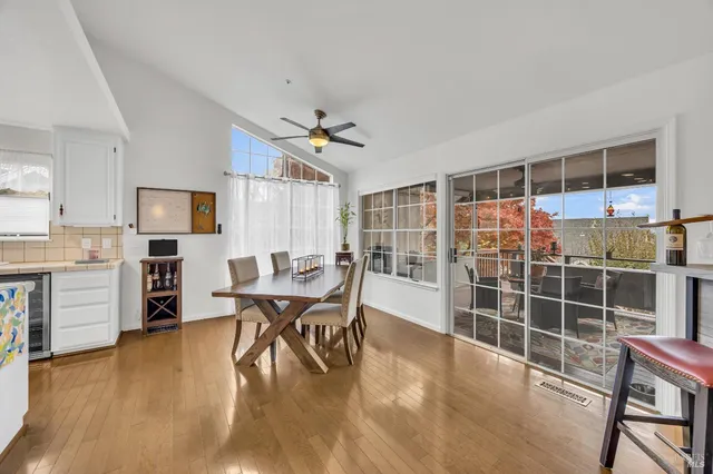 $1,250,000 | 14 Clement Court, Napa, CA 94558