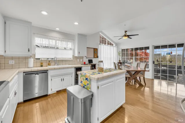 $1,250,000 | 14 Clement Court, Napa, CA 94558