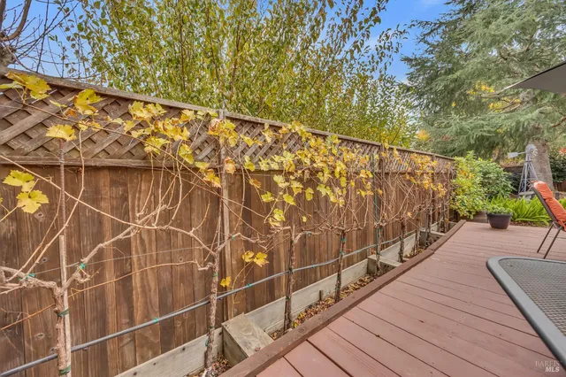 $1,250,000 | 14 Clement Court, Napa, CA 94558