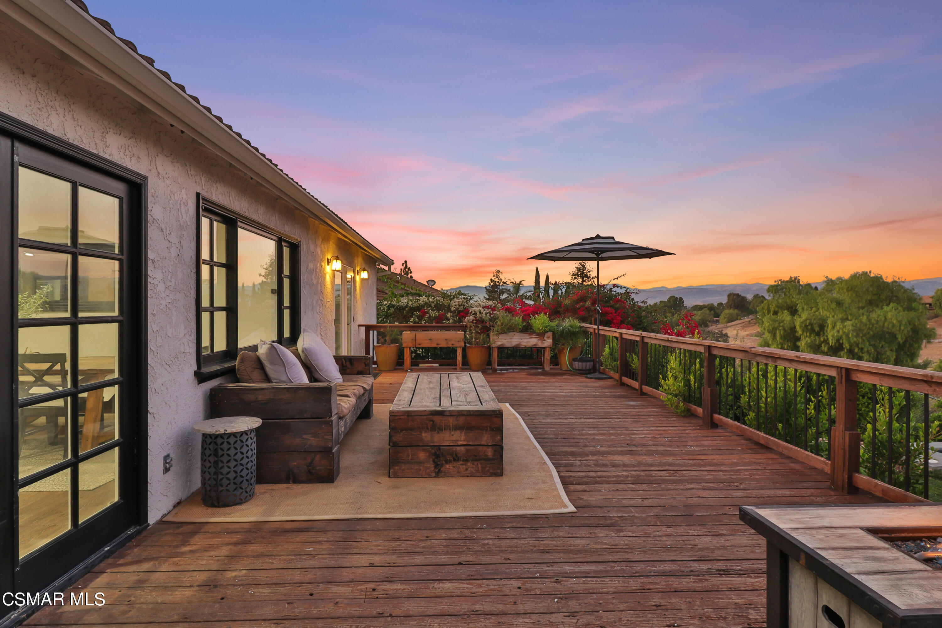 1193 Nonchalant Drive Simi Valley, CA 93065 - Photo 5 of 82 IMG_3969