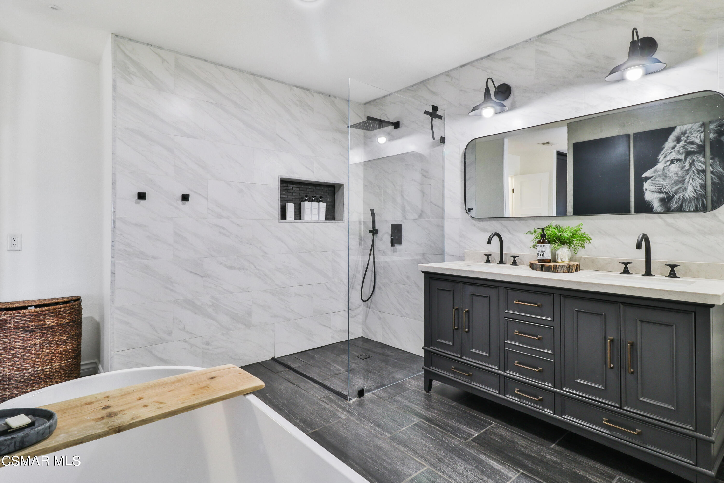 1193 Nonchalant Drive Simi Valley, CA 93065 - Photo 52 of 82 IMG_3853