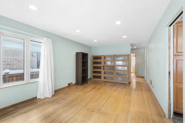 $439,900 | 428 Callan Avenue, Evanston, IL 60202