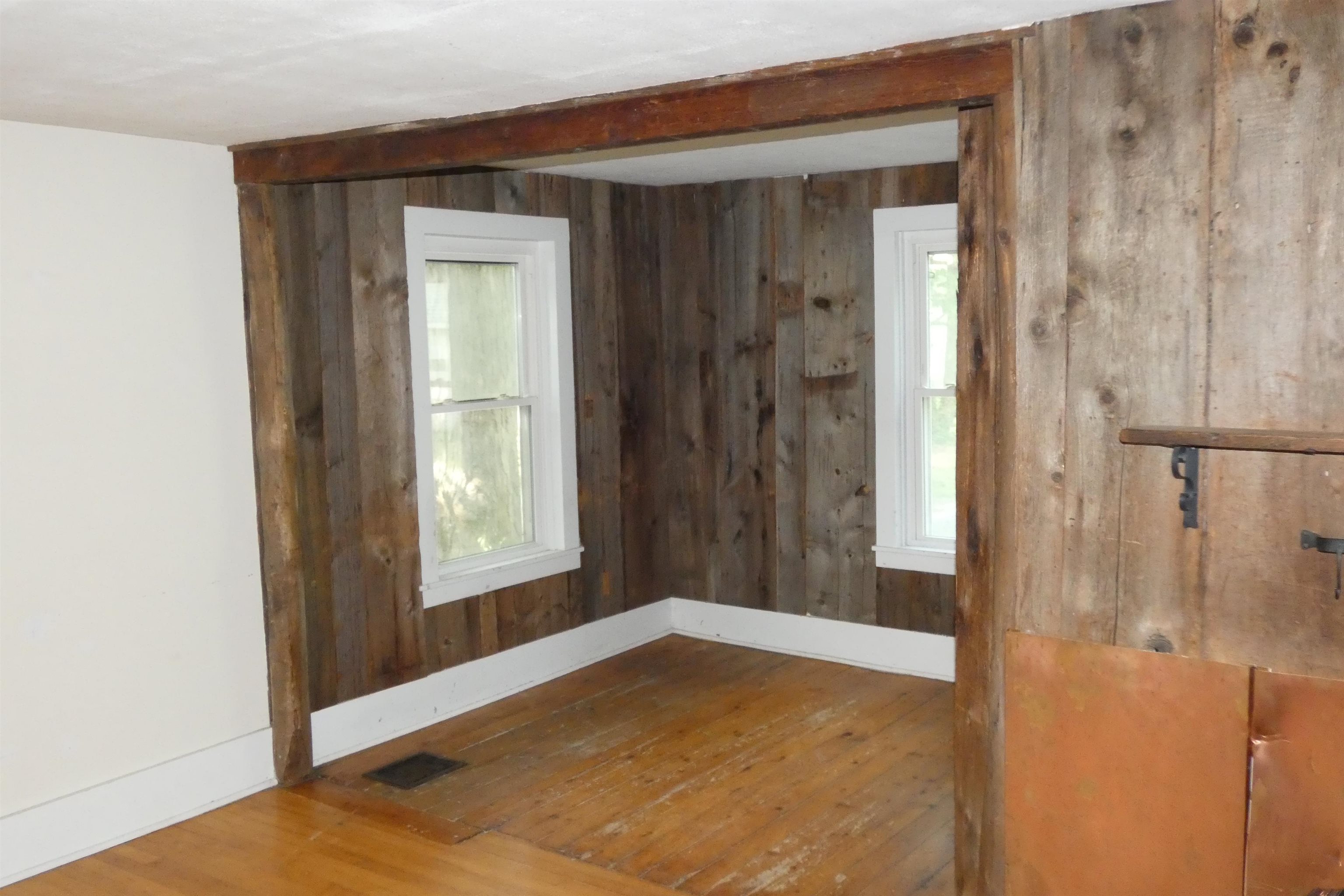 881 Highway 30 Cornwall, VT 05753 - Photo 9 of 21 Gallery Image 9