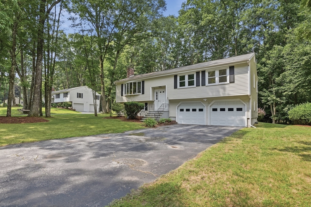 36 Valentine Road Northborough, MA 01532 - Photo 2 of 25 Gallery Image 2