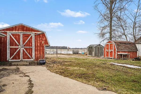 $260,000 | 15394 Devereaux Road, Albion, MI 49224