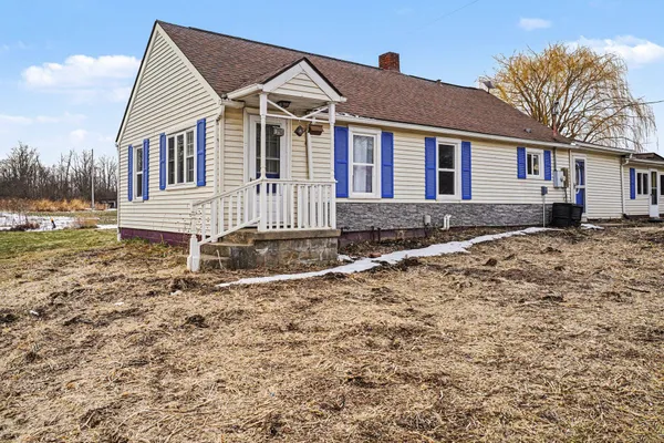 $260,000 | 15394 Devereaux Road, Albion, MI 49224