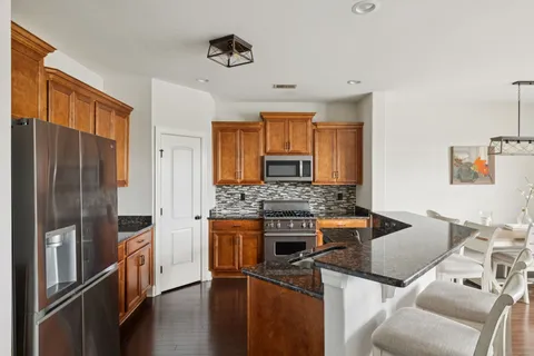 $557,900 | 1102 Smokewood Way, Nashville, TN 37221