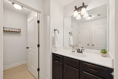 $557,900 | 1102 Smokewood Way, Nashville, TN 37221