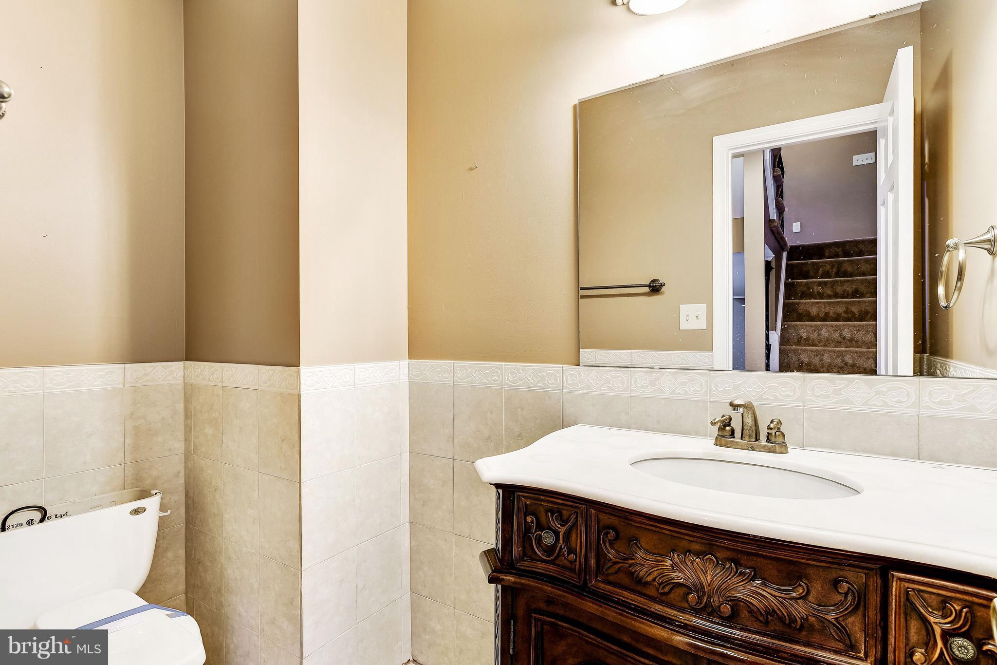 17004 Cashell Road Rockville, MD 20853 - Photo 21 of 44 Bath