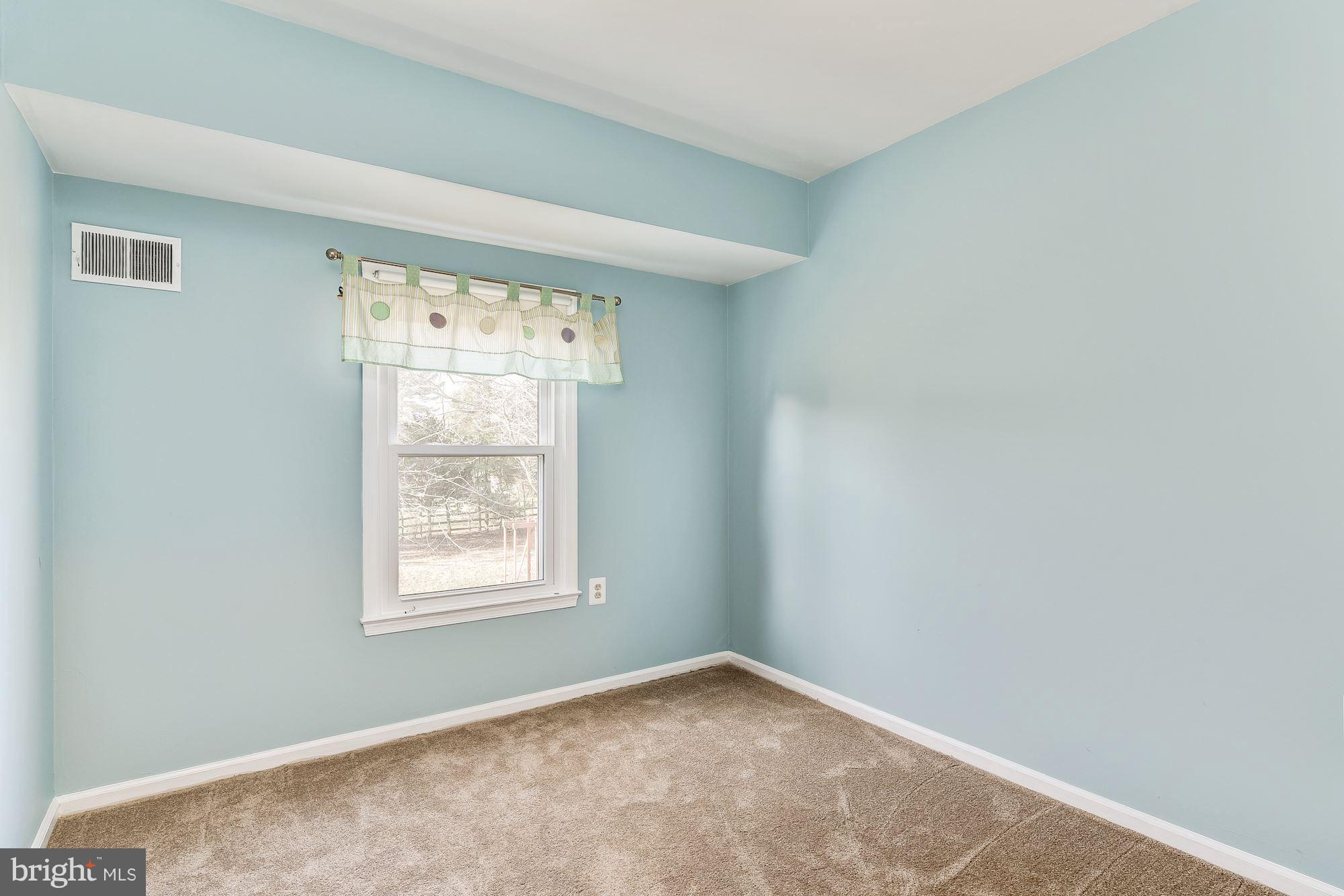 17004 Cashell Road Rockville, MD 20853 - Photo 30 of 44 Bedroom