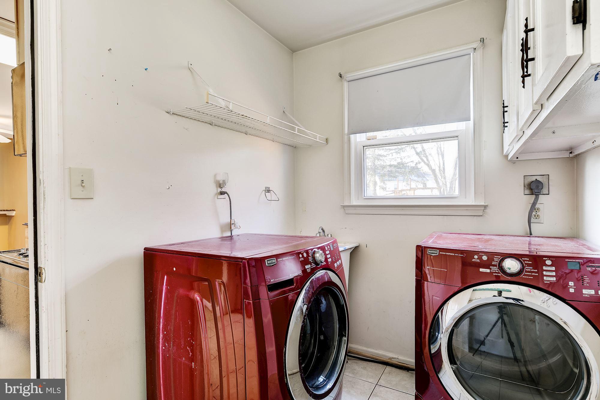 17004 Cashell Road Rockville, MD 20853 - Photo 39 of 44 Laundry Area